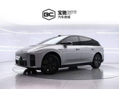 Li Auto i6 2025 Two-Wheel Drive Standard - ფოტო 1