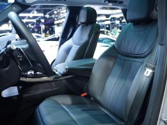 Land Rover Range Rover Sport 360PS S - ფოტო 11