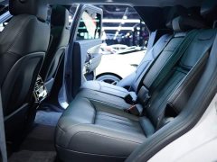 Land Rover Range Rover Sport 360PS S - ფოტო 20