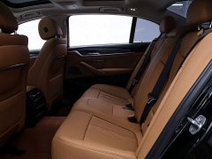BMW 5 Series 530Li Premier Luxury Package - ფოტო 17