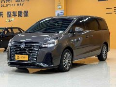 Buick GL8 2023 Land Business Class Comfort Edition - ფოტო 1