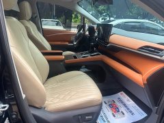 Toyota Grevias 2.5L Hybrid Premium Plus Edition - ფოტო 14
