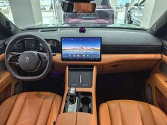 AITO M7 1.5T Intelligent Driving AWD Ultra 5-Seater - ფოტო 4