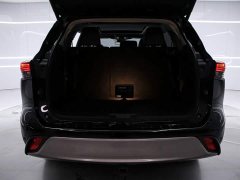 Toyota Highlander Hybrid 2.5L AWD Premium 7-Seater - ფოტო 18