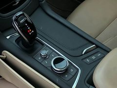 Cadillac XT5 2.0T AWD Platinum - ფოტო 14