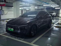 Tesla Model Y Rear-Wheel Drive - ფოტო 1