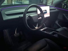 Tesla Model Y Rear-Wheel Drive - ფოტო 7
