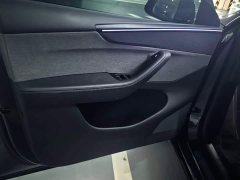 Tesla Model Y Rear-Wheel Drive - ფოტო 8