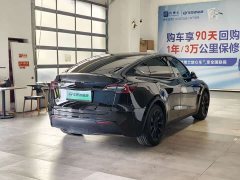 Tesla Model Y Standard Range RWD - ფოტო 7
