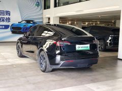 Tesla Model Y Standard Range RWD - ფოტო 9