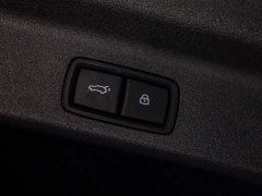 Li Auto L8 2023 Pro - ფოტო 12