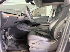 Tesla Model Y Rear-Wheel Drive - ფოტო 7