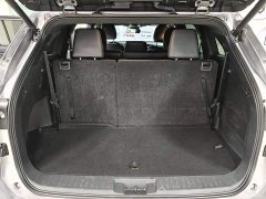 Toyota Crown Venza 2021 2.5L HEV AWD Premium - ფოტო 16