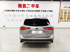 Toyota Crown Venza 2021 2.5L HEV AWD Premium - ფოტო 4