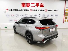 Toyota Crown Venza 2021 2.5L HEV AWD Premium - ფოტო 6