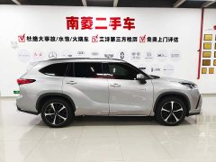 Toyota Crown Venza 2021 2.5L HEV AWD Premium - ფოტო 7