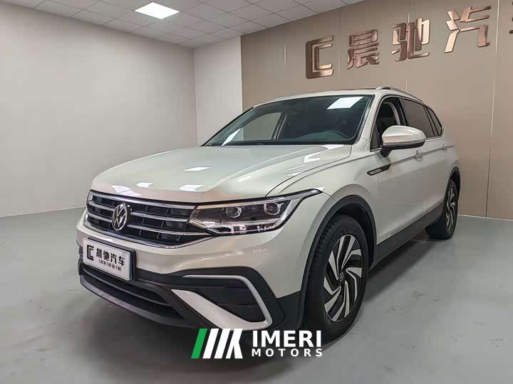 Volkswagen Tiguan L 330TSI Automatic FWD Smart Comfort Edition