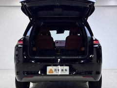 Li Auto Ideal L8 Air - ფოტო 5