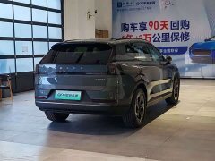 Volvo XC70 Plug-in Hybrid 2026 Two-Wheel Drive Long Range Core - ფოტო 4