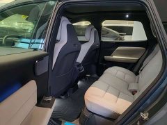 Volvo XC70 Plug-in Hybrid 2026 Two-Wheel Drive Long Range Core - ფოტო 7