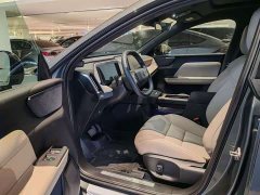 Volvo XC70 Plug-in Hybrid 2026 Two-Wheel Drive Long Range Core - ფოტო 8
