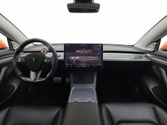 Tesla Model 3 Performance All-Wheel Drive - ფოტო 5