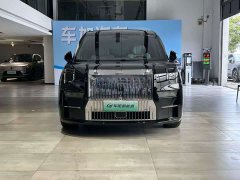 Zeekr Geely Zeekr 009 2022 WE Edition - ფოტო 2