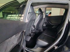 Tesla Model Y Rear-Wheel Drive - ფოტო 5