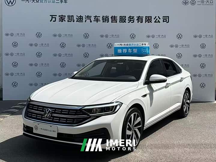 Volkswagen Sagitar 300TSI DSG Excellence Edition