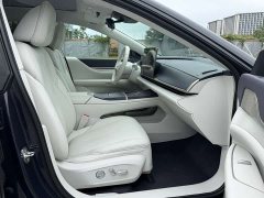 Buick Zhijing L7 Extended Range Avvia - ფოტო 13