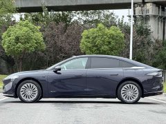 Buick Zhijing L7 Extended Range Avvia - ფოტო 18