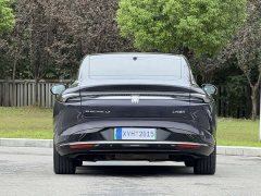 Buick Zhijing L7 Extended Range Avvia - ფოტო 19
