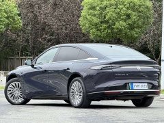 Buick Zhijing L7 Extended Range Avvia - ფოტო 20