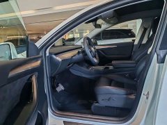 Tesla Model Y Standard Range RWD - ფოტო 4