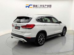 BMW X1 Facelift sDrive25Li Premier - ფოტო 16