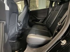 Tesla Model Y Long Range All-Wheel Drive - ფოტო 4