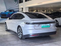 NIO ET7 75kWh - ფოტო 9