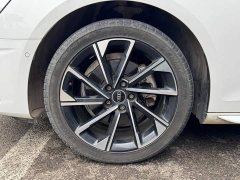 Audi A4L 40 TFSI Luxury Elegance - ფოტო 9
