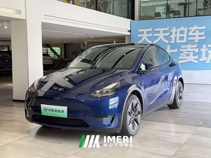 Tesla Model Y Facelift Rear-Wheel Drive