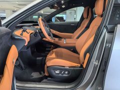 Xiaomi YU7 Four-Wheel Drive Max Edition - ფოტო 4