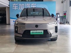 Volvo XC70 Plug-in Hybrid 2026 Two-Wheel Drive Long Range Core - ფოტო 2