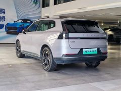 Volvo XC70 Plug-in Hybrid 2026 Two-Wheel Drive Long Range Core - ფოტო 7