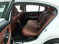 BMW 3 Series 320Li M Sport Package - ფოტო 15