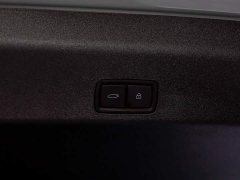 Li Auto Li Xiang MEGA Ultra - ფოტო 8