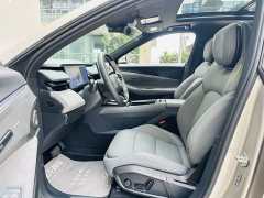 Lynk & Co Geely Lynk & Co 08 EM-P 120km Long Range Pro - ფოტო 11