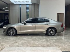 Volvo S60 B4 Smart Luxury Edition - ფოტო 4