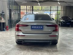Volvo S60 B4 Smart Luxury Edition - ფოტო 6