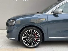 AITO M9 Extended Range Ultra 42kWh 6-Seater - ფოტო 5