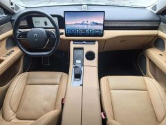 AITO M5 Extended Range AWD Performance - ფოტო 4