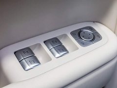 Li Auto L8 Pro - ფოტო 13